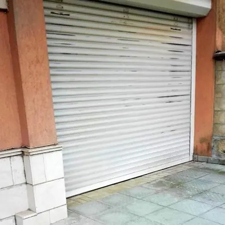 Apartament център варна, на минути пеш от морето! *