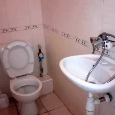 център варна, на минути пеш от морето! *