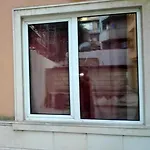 център варна, на минути пеш от морето!
