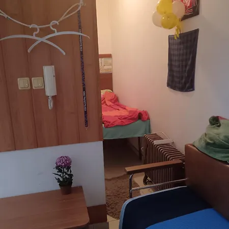 център варна, на минути пеш от морето! Varna