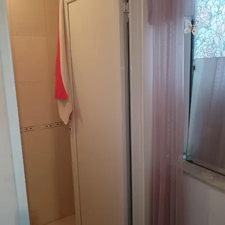 център варна, на минути пеш от морето! *